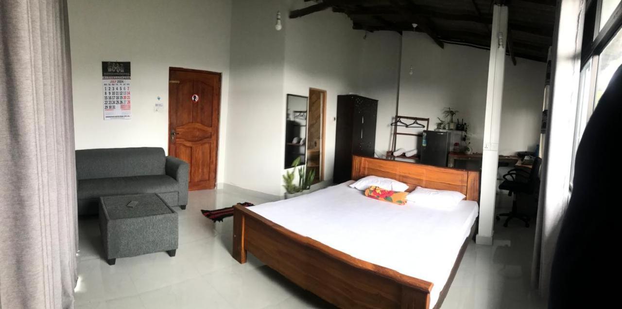 S V Homestay Kandy Exterior photo